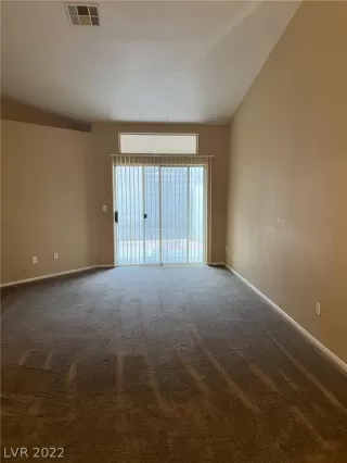 Photo #4: 2448418 Listing 