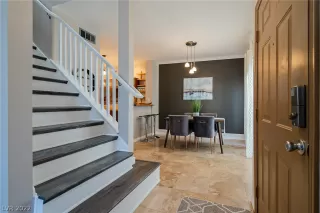 Photo #3: 2448434 Listing 