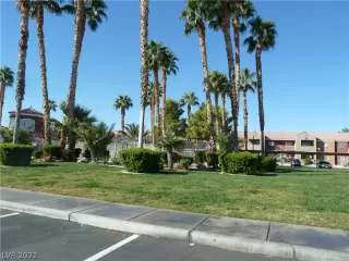 Photo #5: 2448454 Listing 