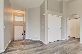 Photo #2: 2448482 Listing 