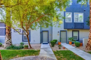 Photo #1: 2448485 Listing 