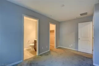 Photo #6: 2448485 Listing 