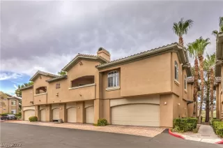 Photo #1: 2448589 Listing 