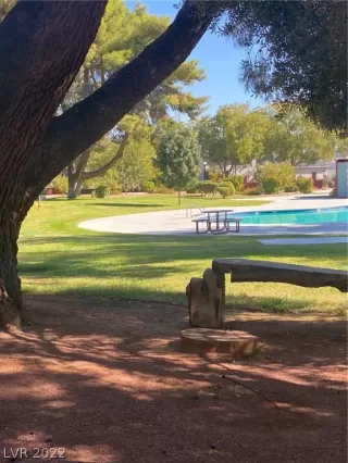 Photo #4: 2448600 Listing