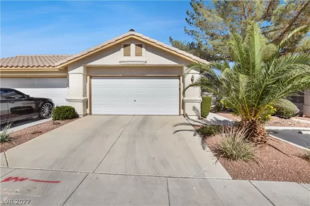 MLS: 2448667 Condo For Sale