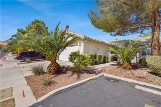 Photo #1: 2448667 Listing