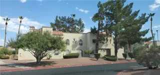 Photo #1: 2448763 Listing 