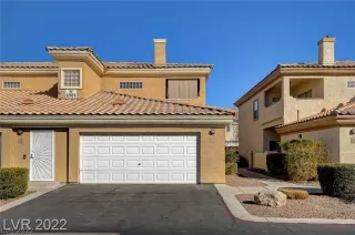 Photo #1: 2448766 Listing 