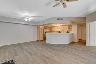 Photo #6: 2448766 Listing 