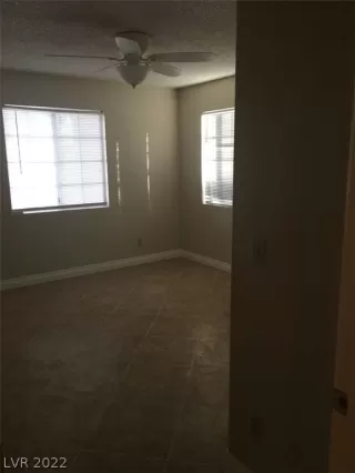 Photo #3: 2448776 Listing