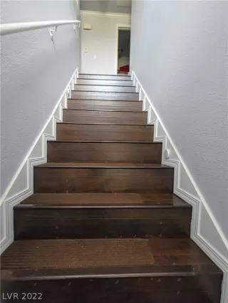 Photo #2: 2448804 Listing 