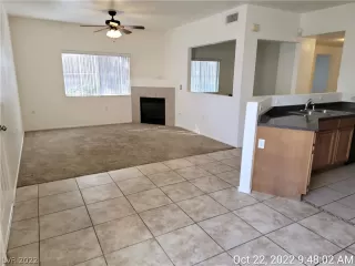 Photo #6: 2448825 Listing 