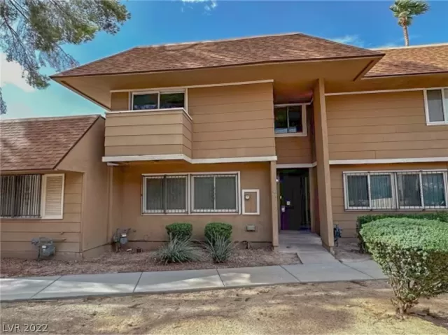 MLS: 2448828 Condo For Sale