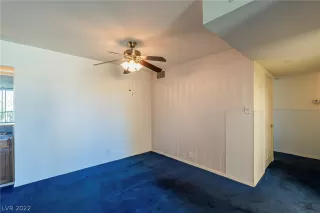 Photo #4: 2448841 Listing