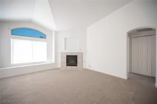 Photo #2: 2448860 Listing