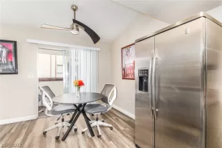 Photo #6: 2448871 Listing