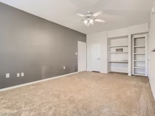 Photo #4: 2448927 Listing