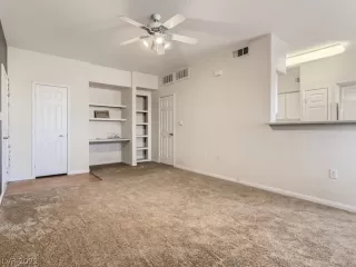 Photo #5: 2448927 Listing