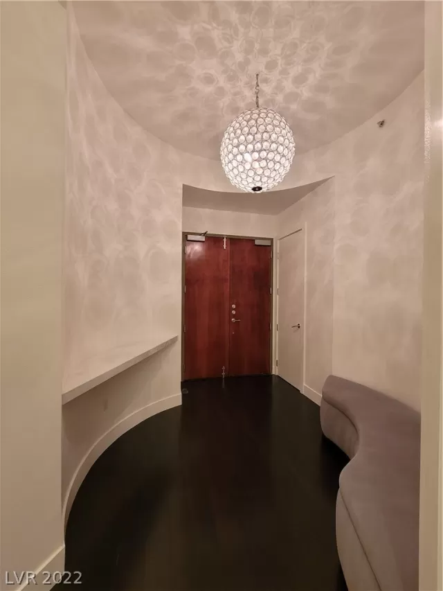 MLS: 2448937 Condo For Sale