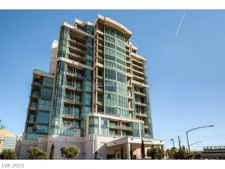 Photo #1: 2448937 Listing 