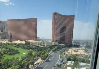 Photo #6: 2448937 Listing 