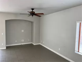Photo #1: 2448964 Listing 