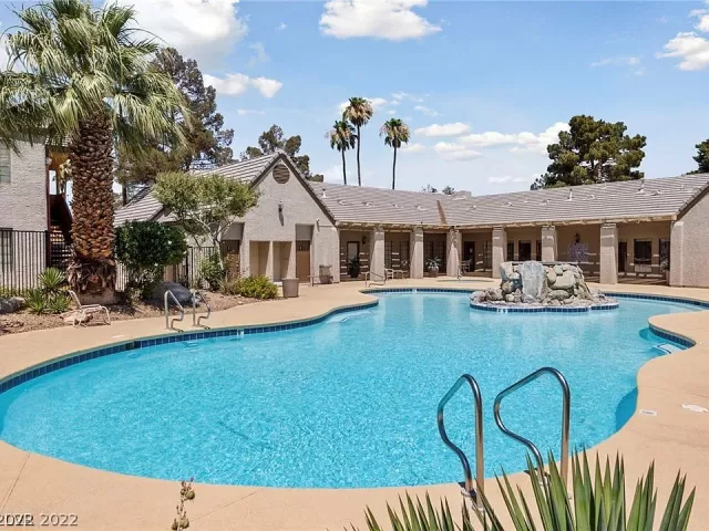 MLS: 2448969 Condo For Sale