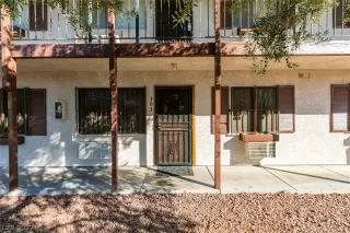 Photo #5: 2448974 Listing