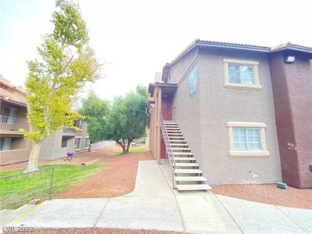 MLS: 2448980 Condo For Sale