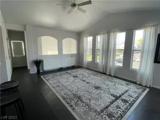 Photo #3: 2448998 Listing 