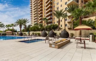 Photo #5: 2449060 Listing 