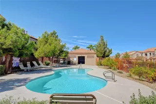 Photo #2: 2449080 Listing 
