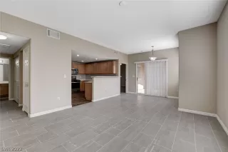 Photo #6: 2449080 Listing 