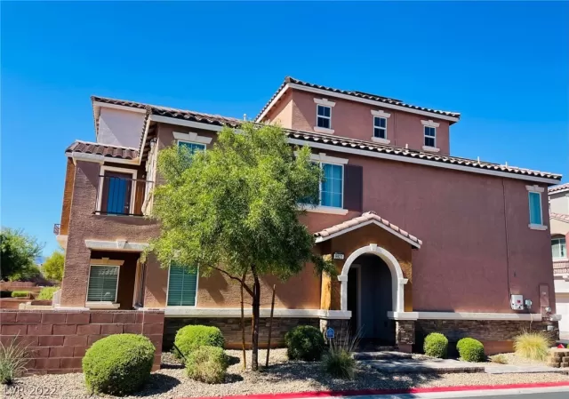 MLS: 2449088 Condo For Sale