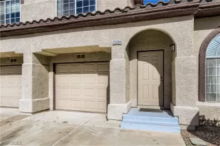 Photo #1: 2449110 Listing