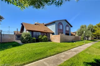 Photo #1: 2449111 Listing 