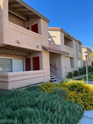 Photo #4: 2449182 Listing 