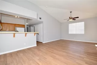 Photo #1: 2449216 Listing 