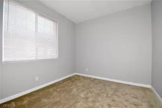 Photo #6: 2449216 Listing 