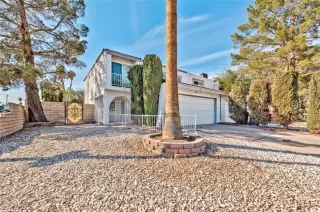 Photo #1: 2449222 Listing 