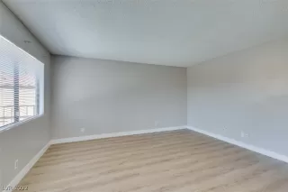 Photo #1: 2449230 Listing