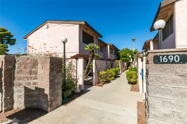 MLS: 2449247 Condo For Sale