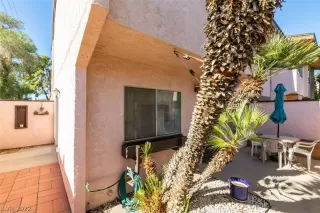 Photo #1: 2449247 Listing 