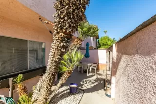 Photo #2: 2449247 Listing 