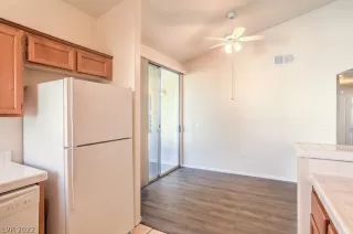 Photo #3: 2449261 Listing