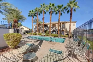 Photo #1: 2449344 Listing