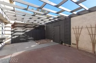 Photo #4: 2449425 Listing 