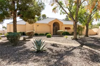Photo #1: 2449451 Listing 