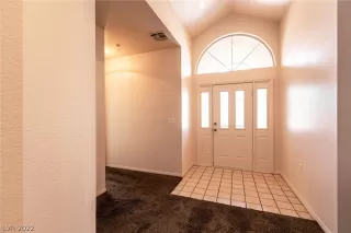 Photo #3: 2449451 Listing 