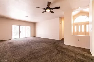 Photo #4: 2449451 Listing 